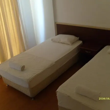 Times アパートホテル