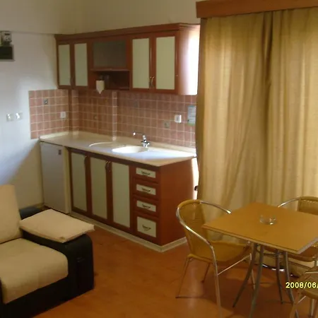 アパートホテル Times Çeşme